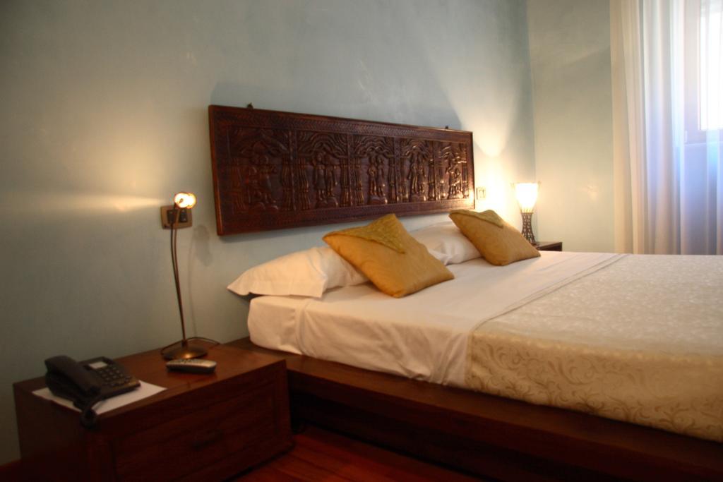 Casa Dei Mercanti Town House Lecce Chambre photo