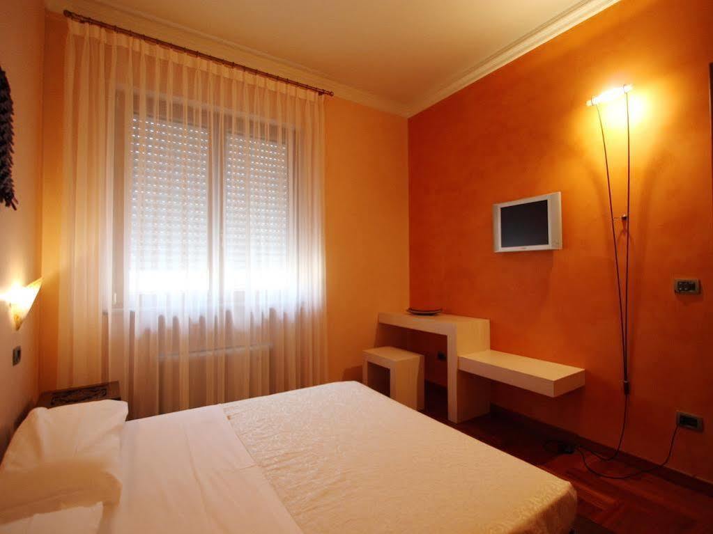 Casa Dei Mercanti Town House Lecce Extérieur photo
